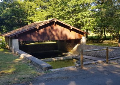 st genis du bois lavoir
